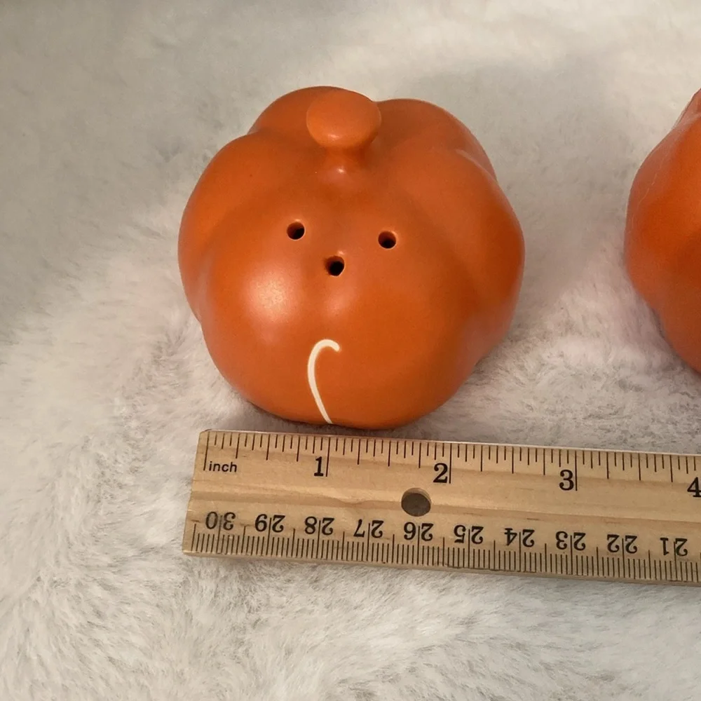 Rae Dunn Pumpkin Shakers
